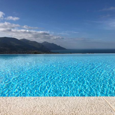 Villa Mirascopello カステッランマーレ・デル・ゴルフォ エクステリア 写真