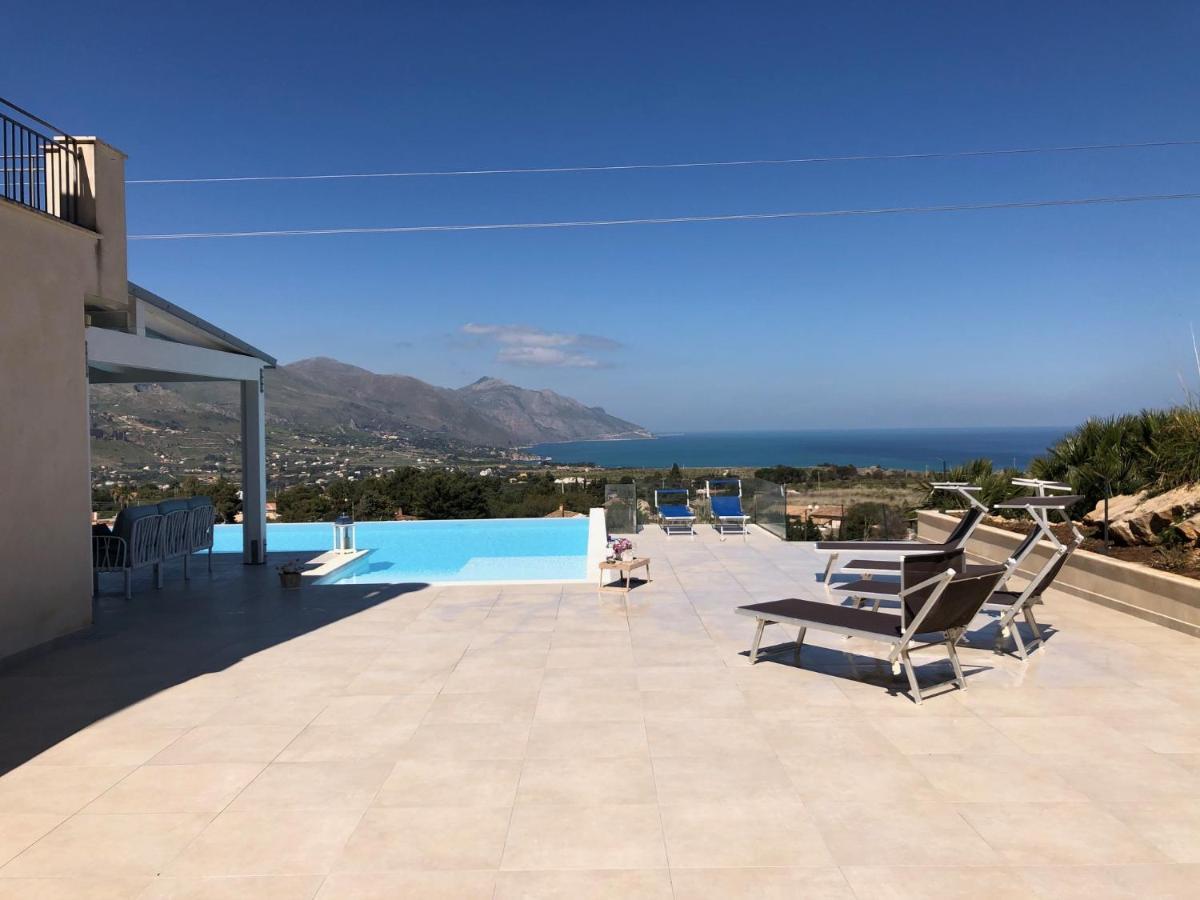 Villa Mirascopello カステッランマーレ・デル・ゴルフォ エクステリア 写真