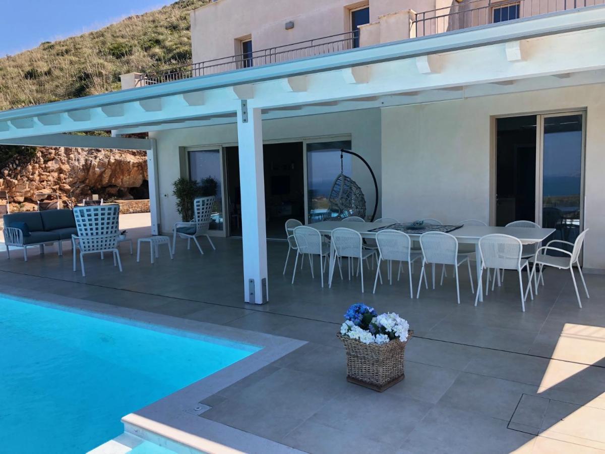 Villa Mirascopello カステッランマーレ・デル・ゴルフォ エクステリア 写真
