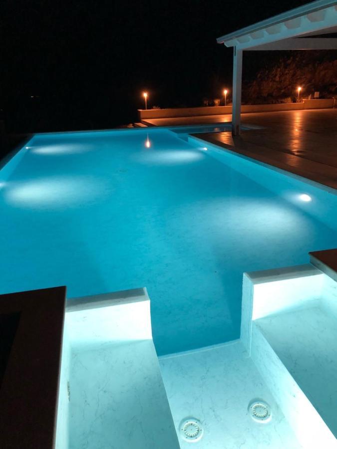 Villa Mirascopello カステッランマーレ・デル・ゴルフォ エクステリア 写真